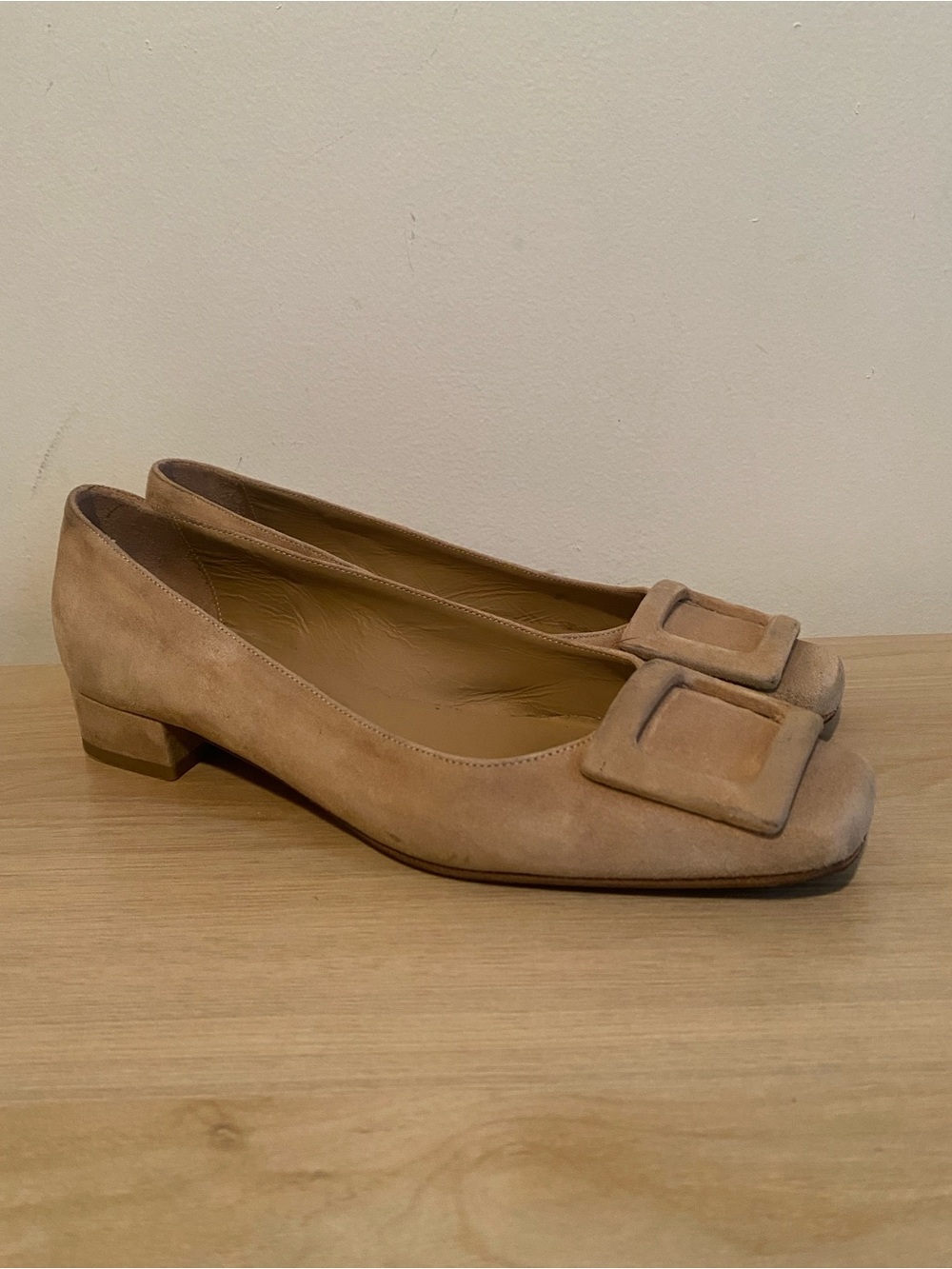 Ann Mashburn Buckle Shoes Women’s 6.5 EU 37 Beige Suede Flats Made in Italy